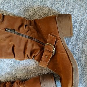 Brinley Co. Brown boots